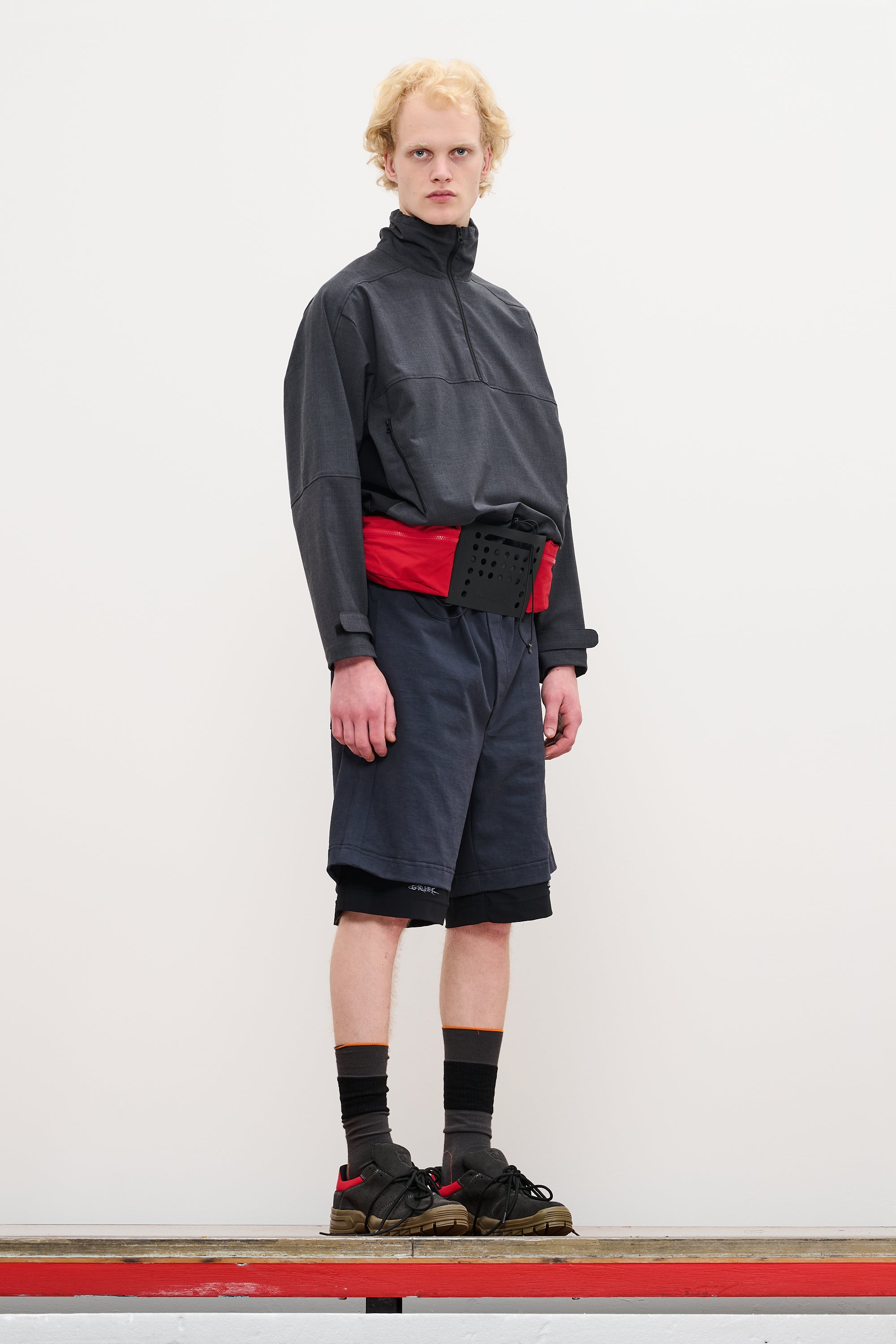 DOUBLE LAYER UTILITY SHORTS - CHARCOAL