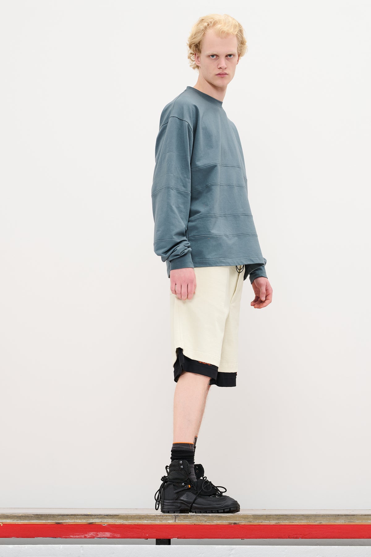 DOUBLE LAYER UTILITY SHORTS - STONE WHITE