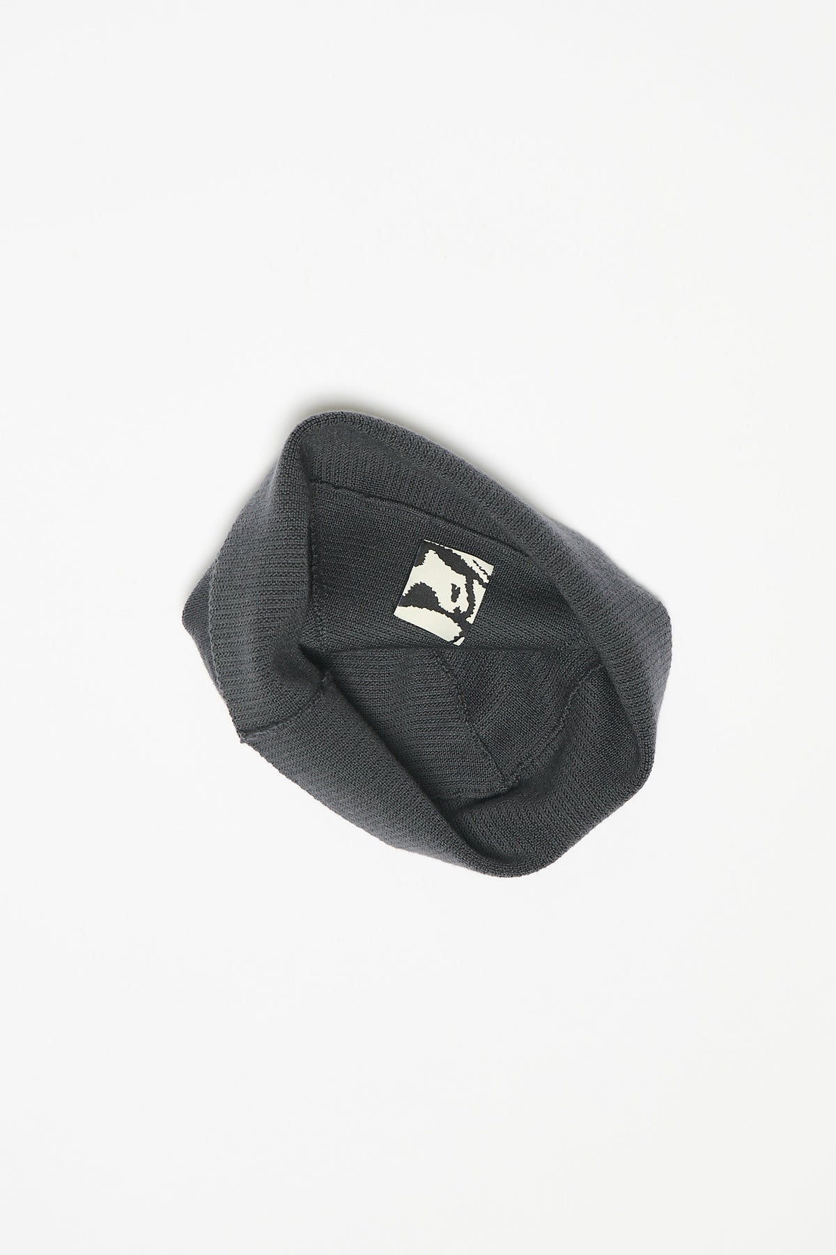 KNITTED BEANIE - COAL GREY