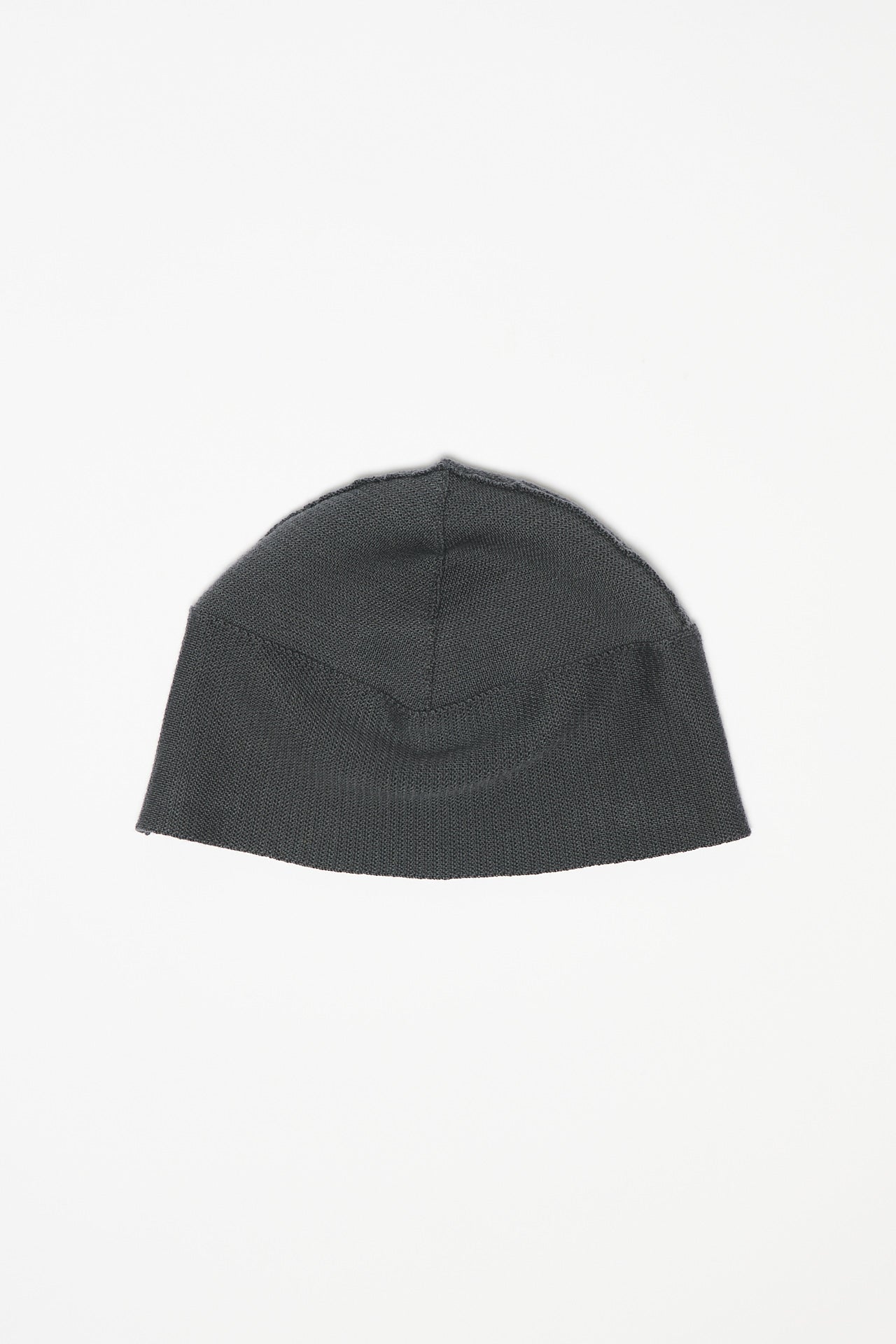 KNITTED BEANIE - COAL GREY