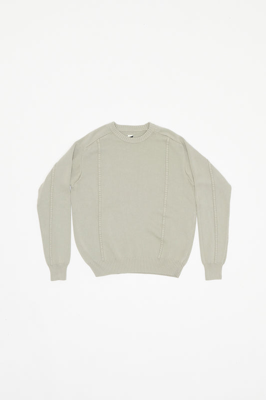 EMBOSSED CREW NECK KNIT - PALE GREY