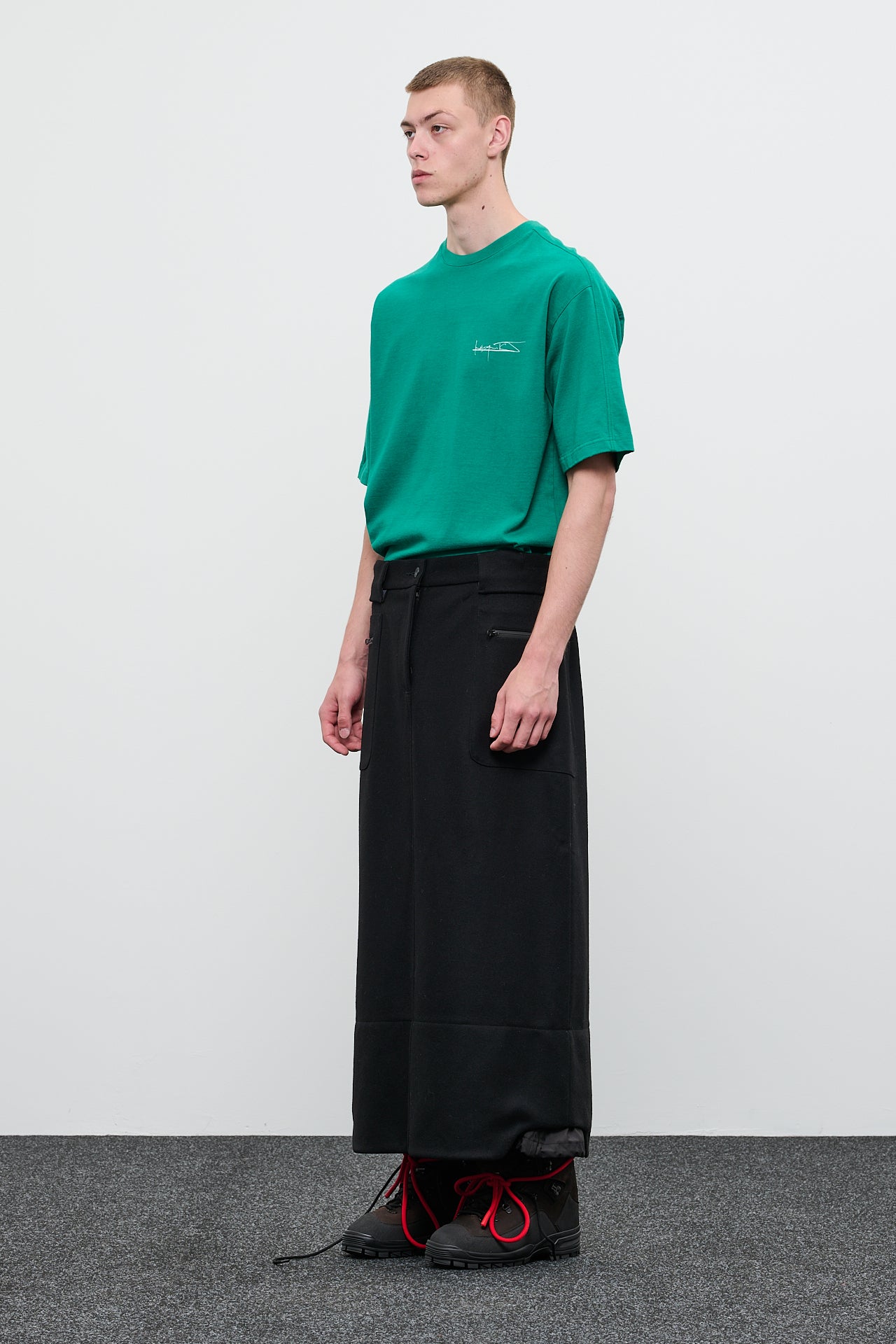 WOOL CLOTH SKIRT - BLACK