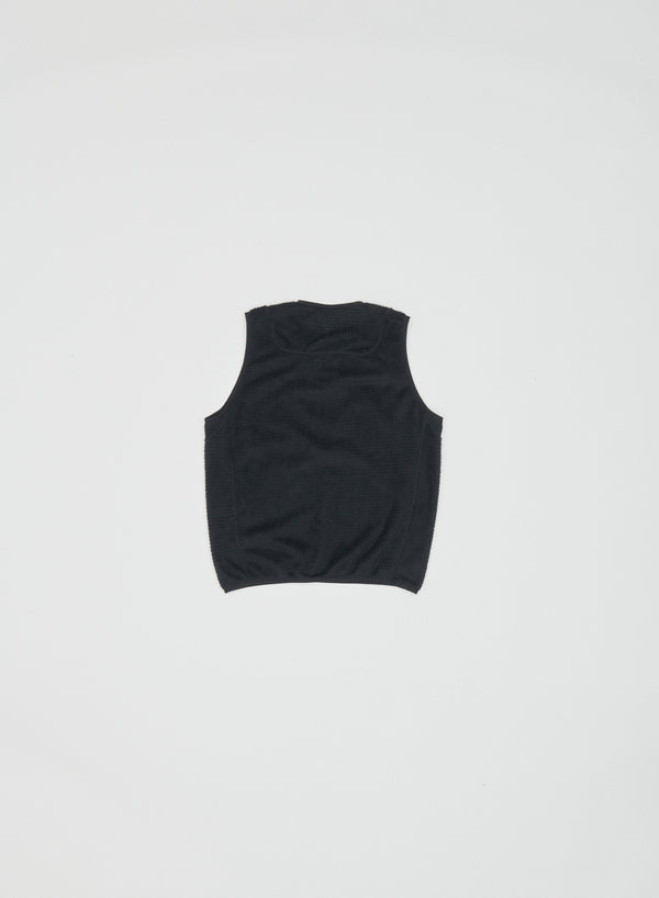 ALPHA® SLEEVE LESS - BLACK