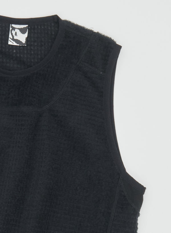 ALPHA® SLEEVE LESS - BLACK