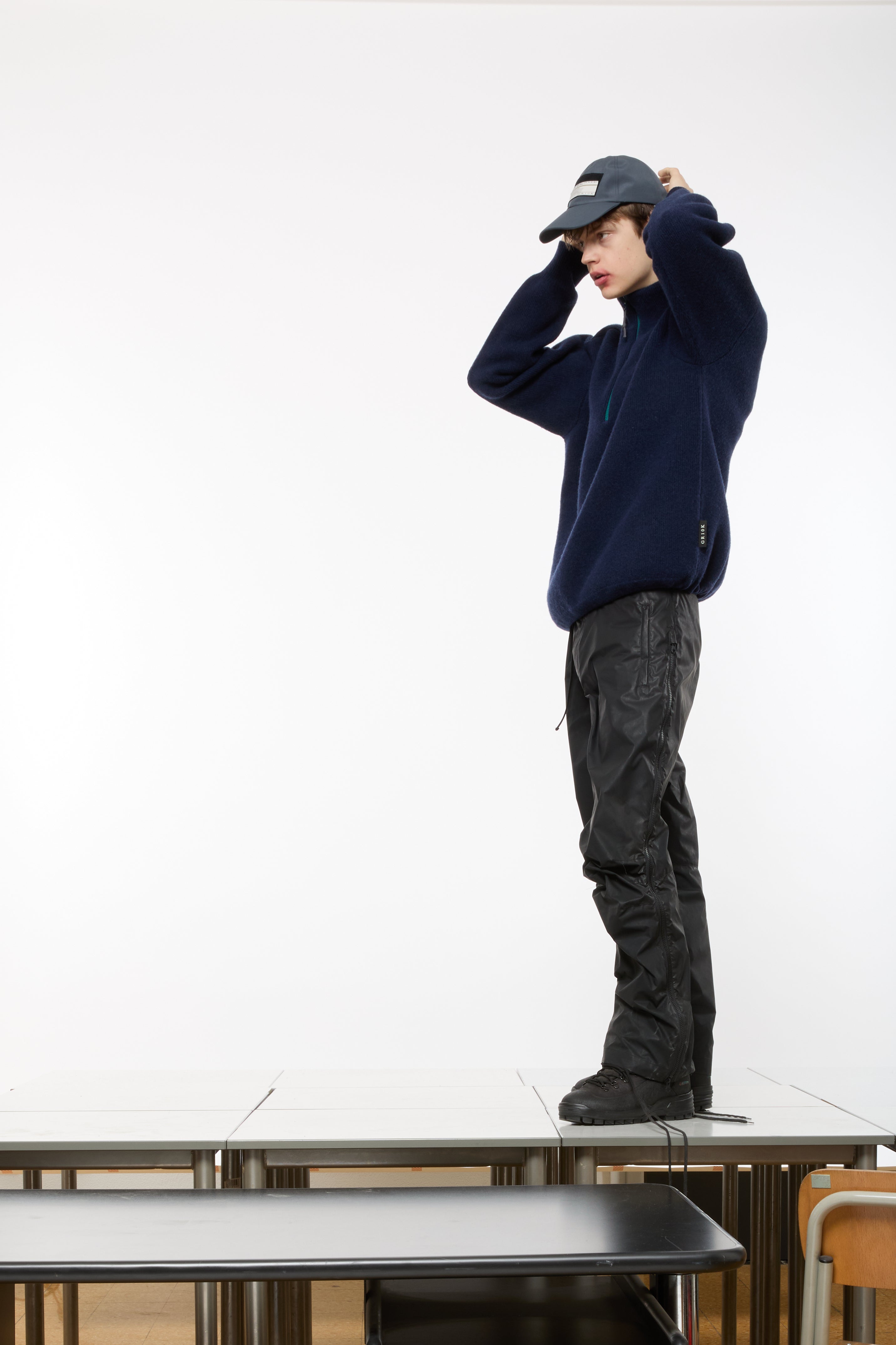 SPINN ARC PANTS - BLACK