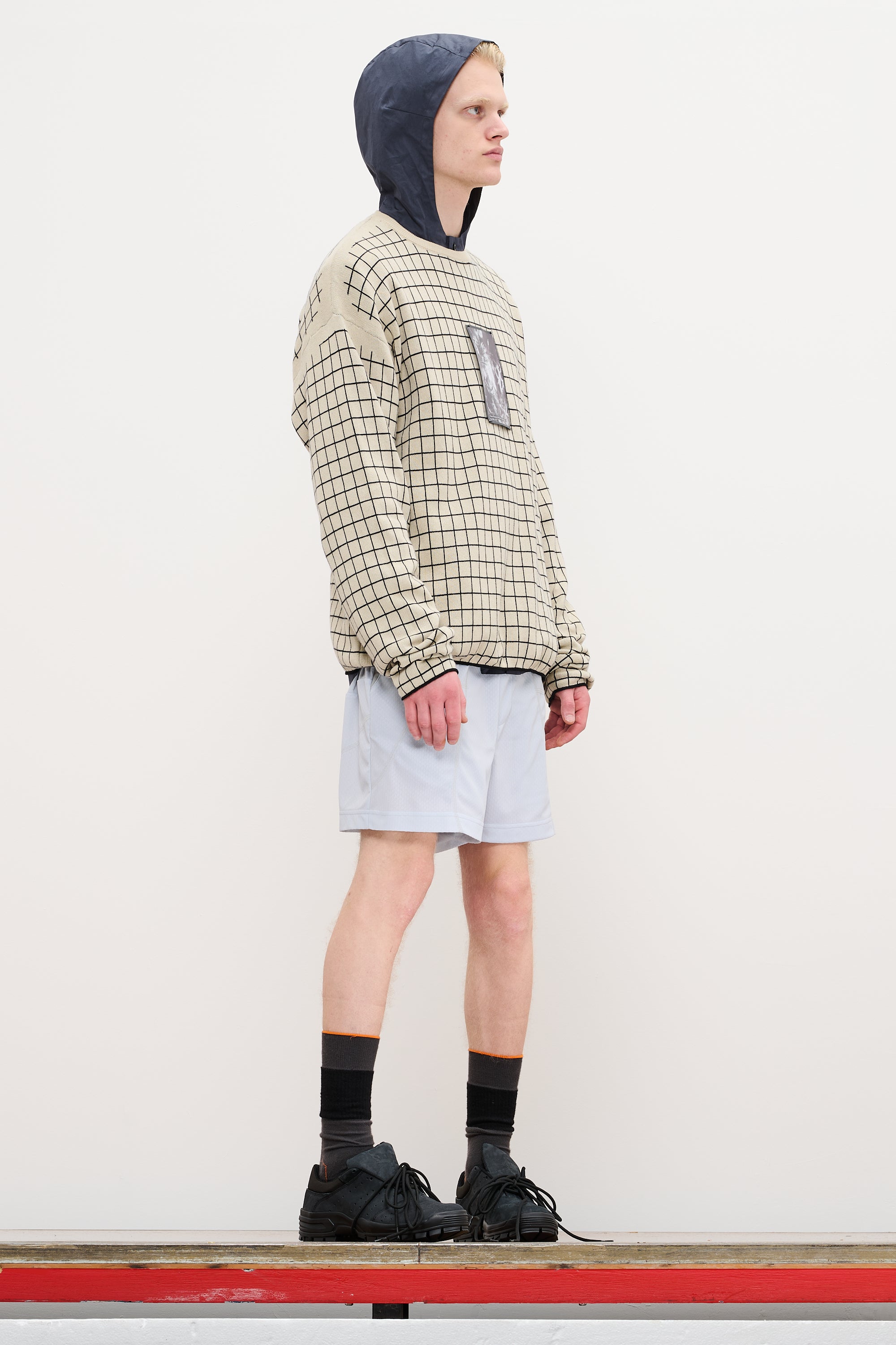CHECKED LONGSLEEVE KNIT - SAND