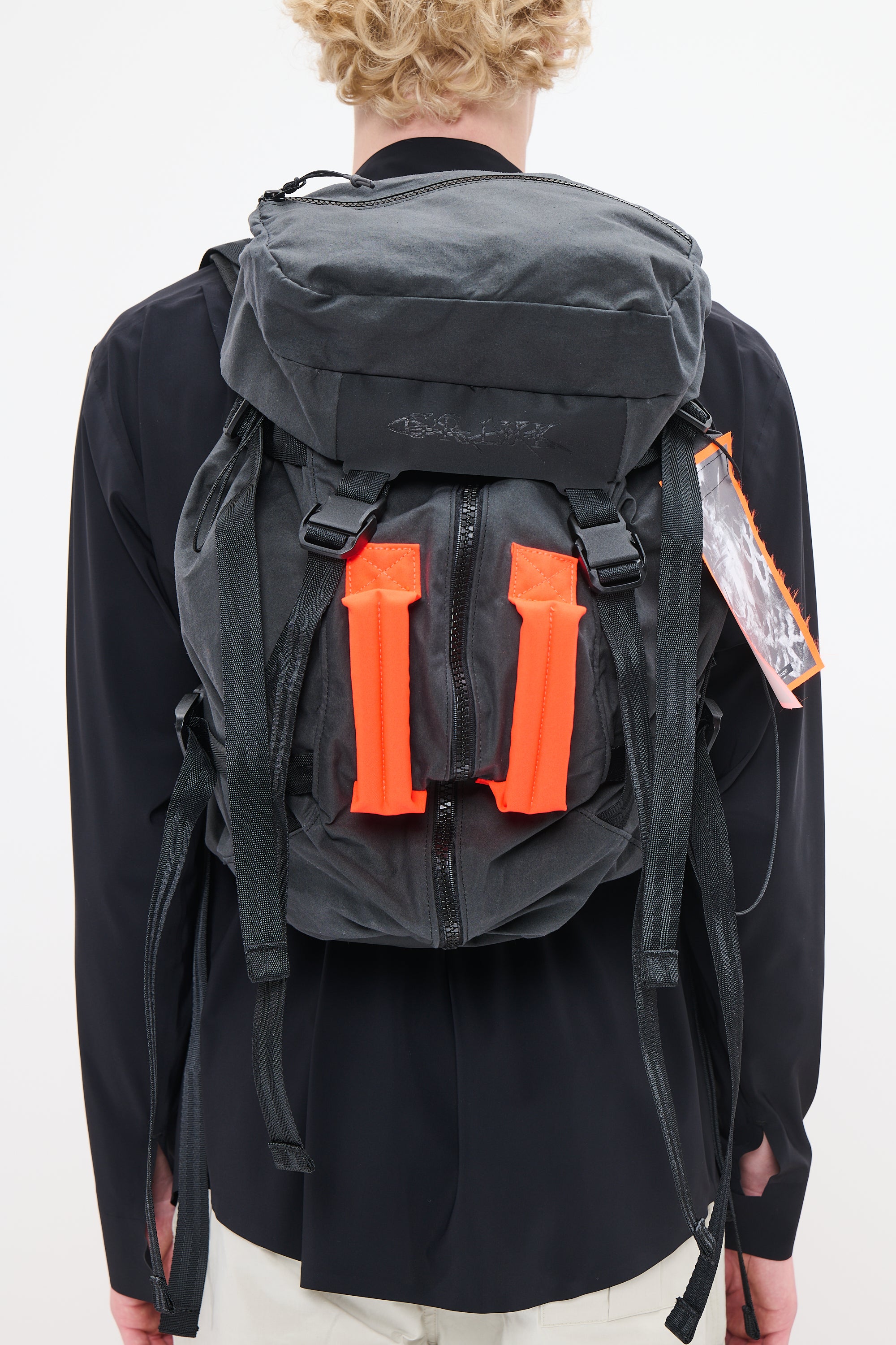 GR10K バッグ ZIPPED BACKPACK - CHARCOAL – GR10K
