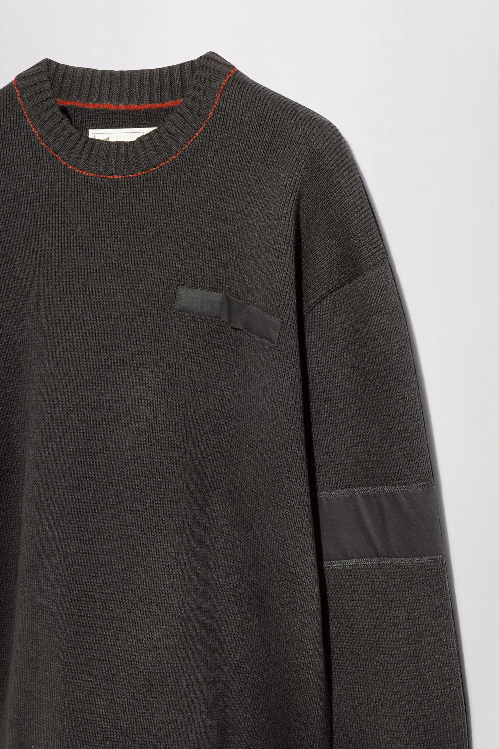 GR10K REPLICATED 30000 CREW NECK KNIT - CHARCOAL