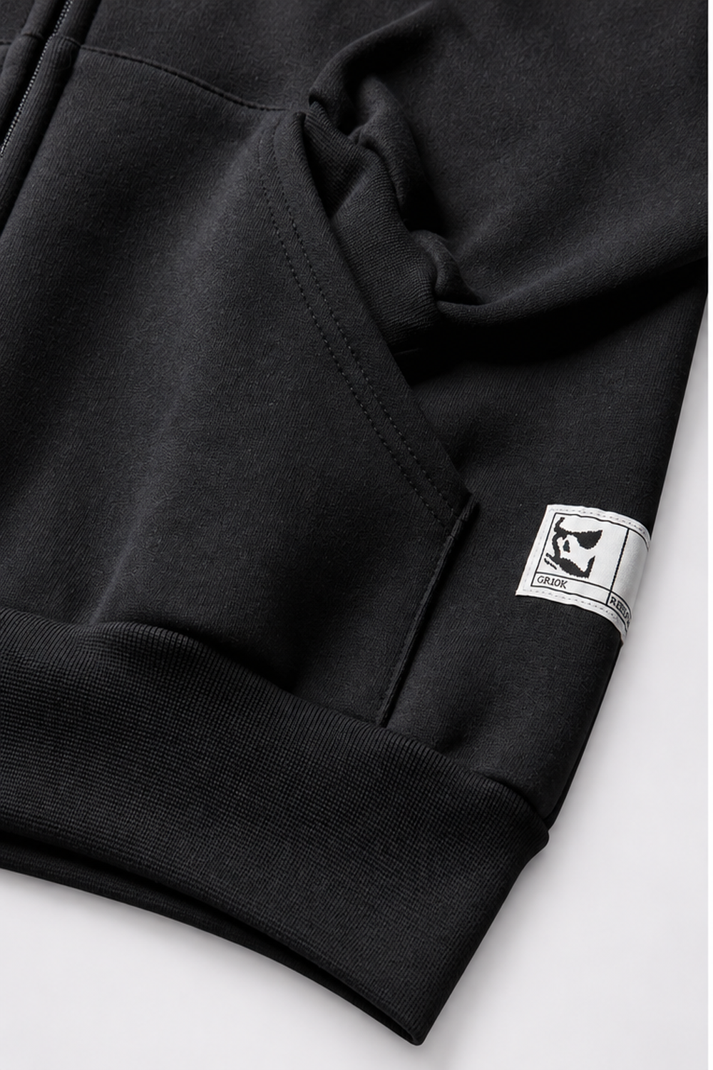 GR10K REPLICATED 35000 ZIP HOODIE - BLACK