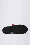 GR10K STUDDED ASPHALT DERBY II IN BLACK