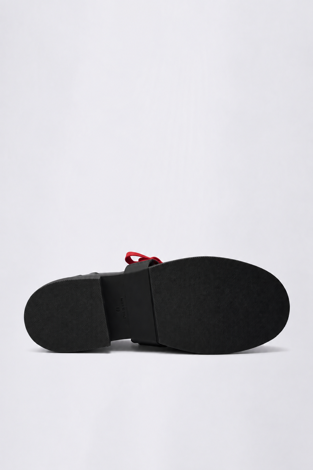 GR10K STUDDED ASPHALT DERBY II IN BLACK