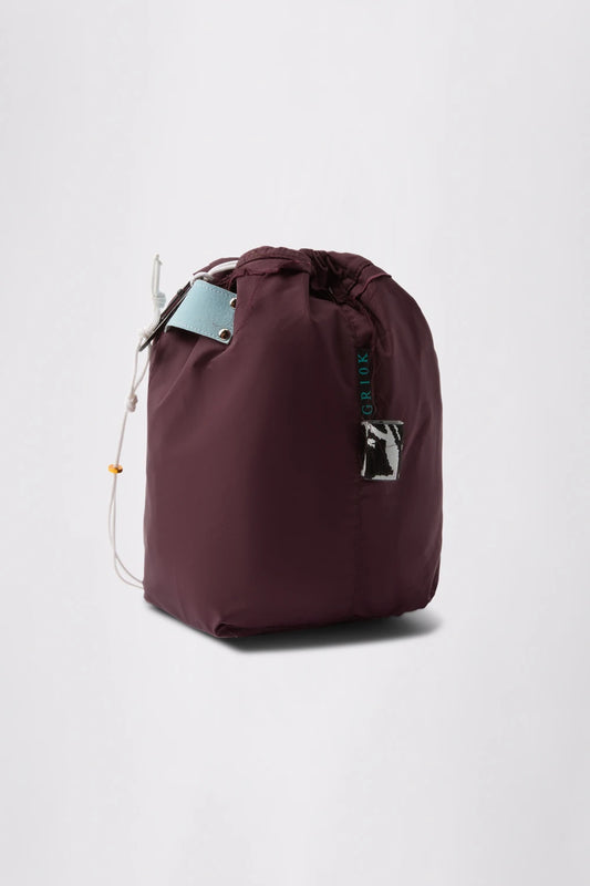 GR10K DEADSTOCK STUFF SACK I IN BURGUNDY/WHITE