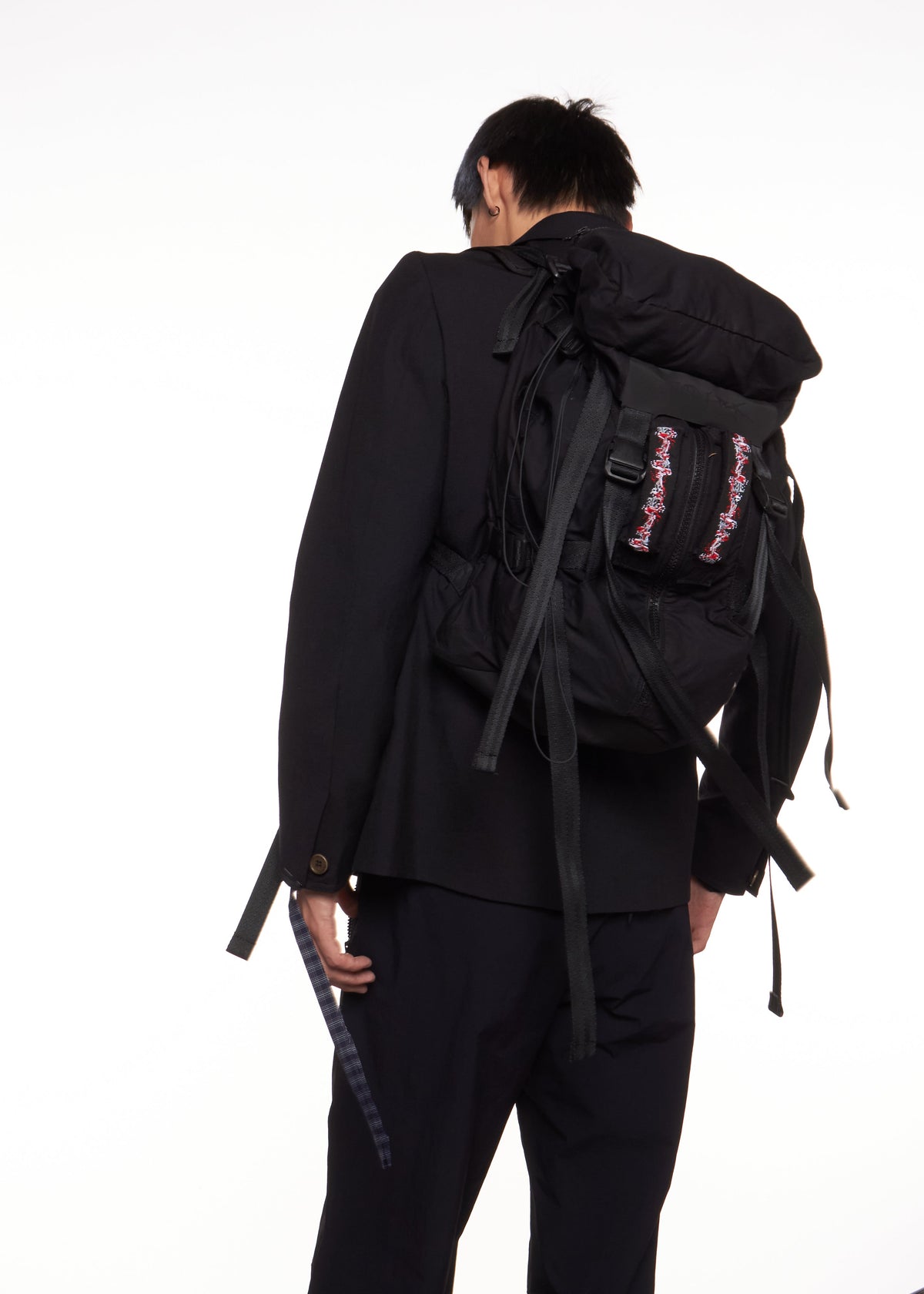 WAXED ZIPPED BACKBAG -  BLACK