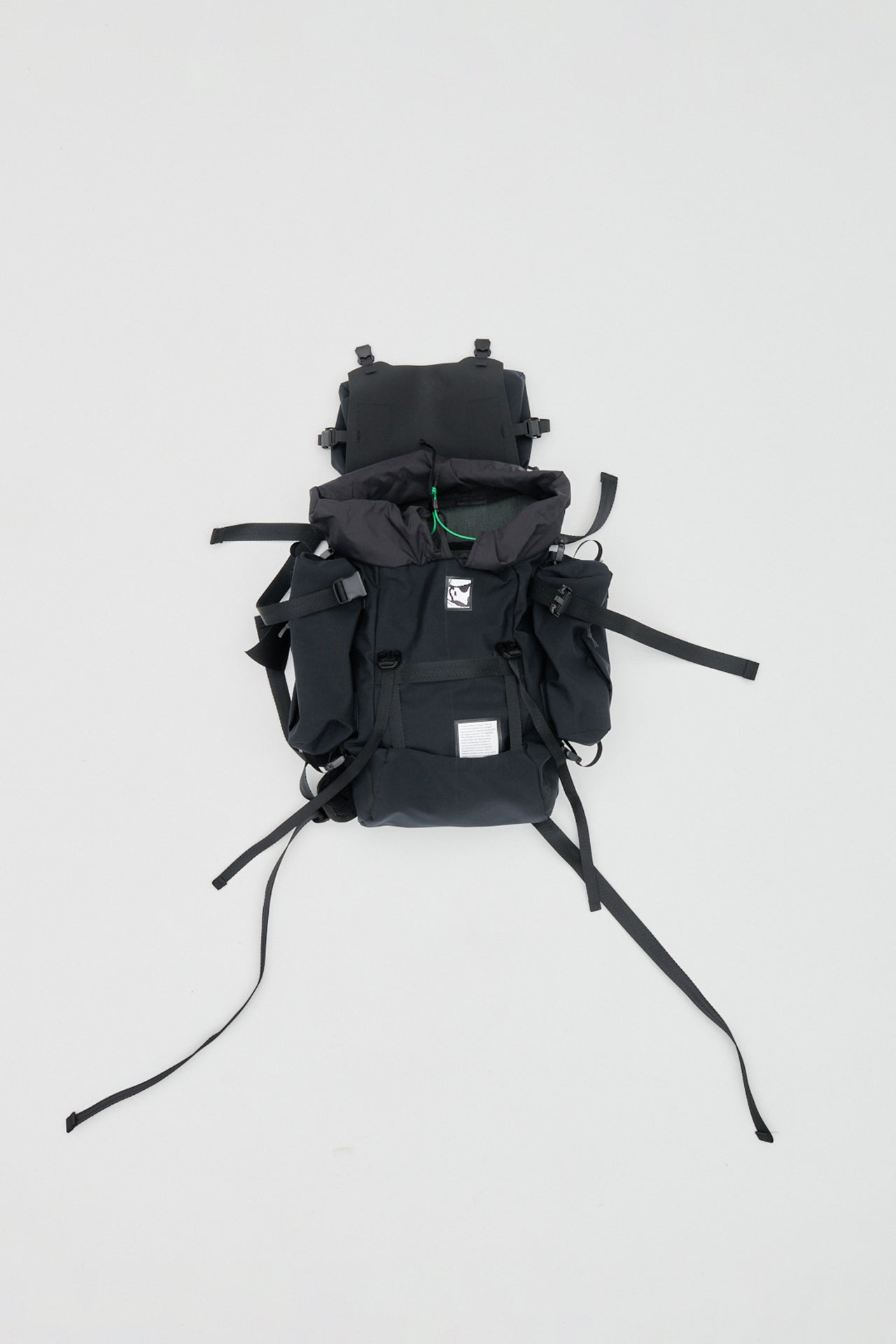 BACKPACK - BLACK