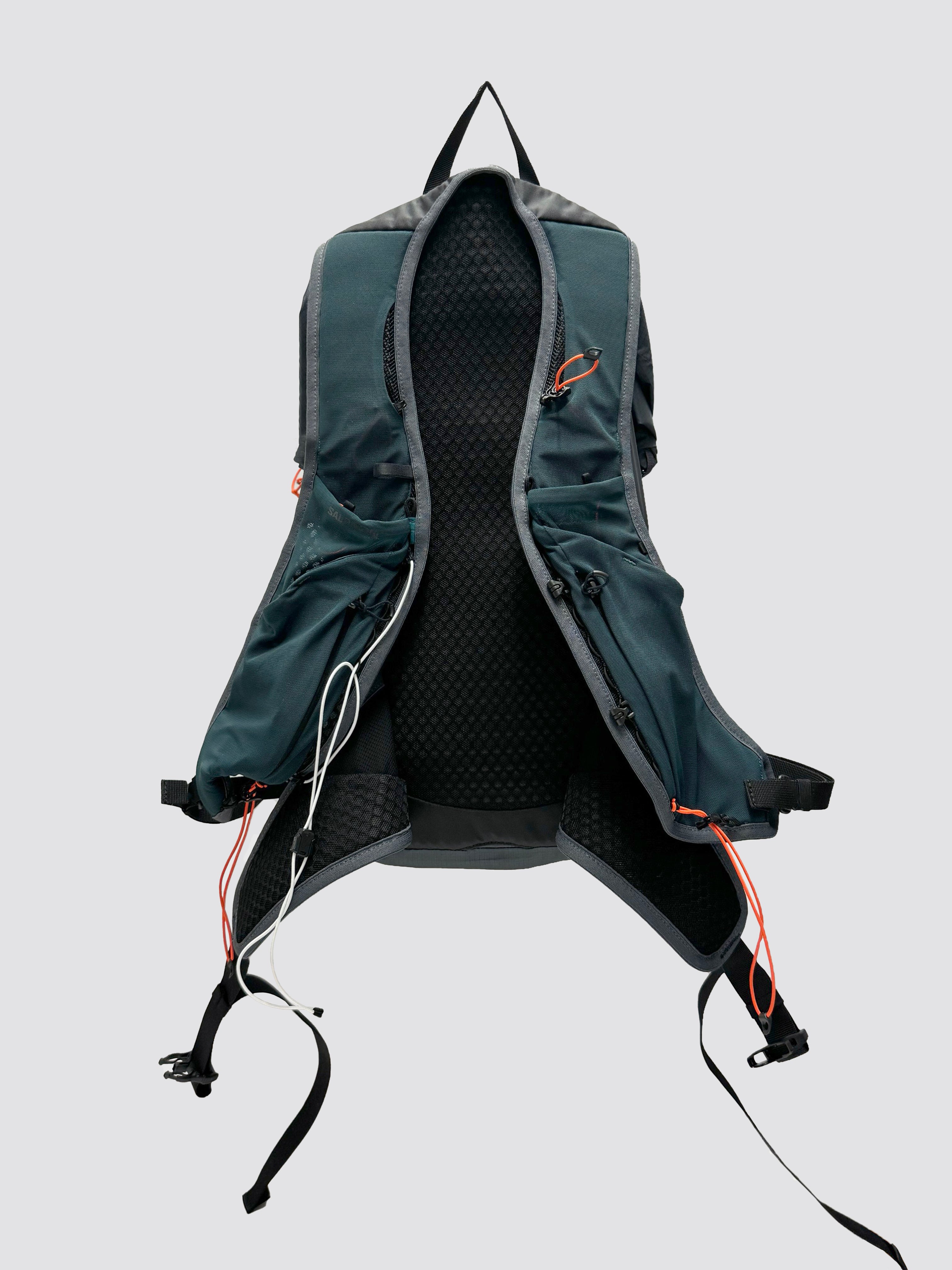 GR10K×SALOMON XA35 バックパック GR10K×SALOMON XA35 バックパック