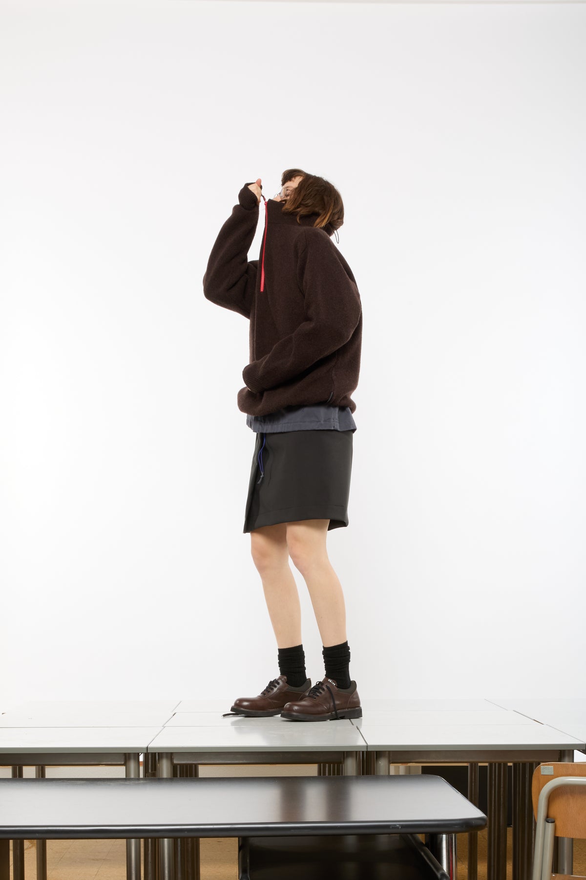 FELTED HIGH NECK - DARK BROWN